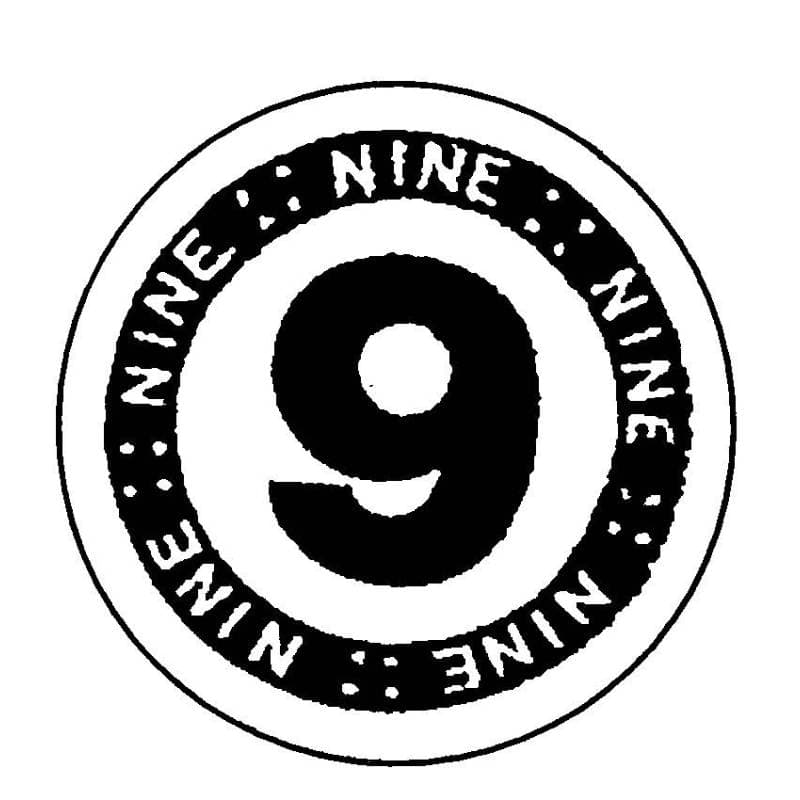 Tampon chiffre Nine en bois — vue 1