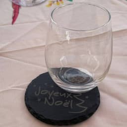 Sous verre en ardoise — vue 1