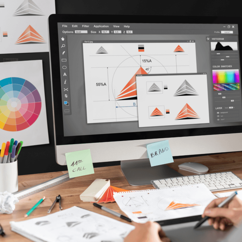 Graphiste pour logo — vue 1