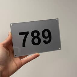 Plaque numéro maison plexiglas — vue 2